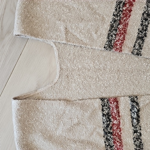 Roots Canada Cozycore Cape Poncho Wearable Blanket Sweater One Size - Picture 7 of 11